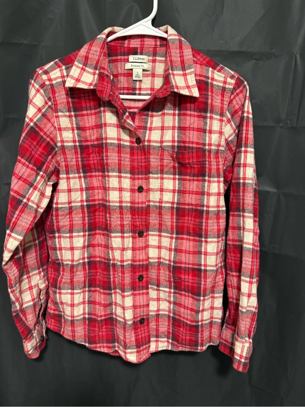 L.L.Bean Women’s Small Relaxed Fit Plaid Flannel Button Front Shirt Red